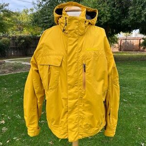 Marmot Snowboard Ski Jacket in Sunshine Yellow Size Large